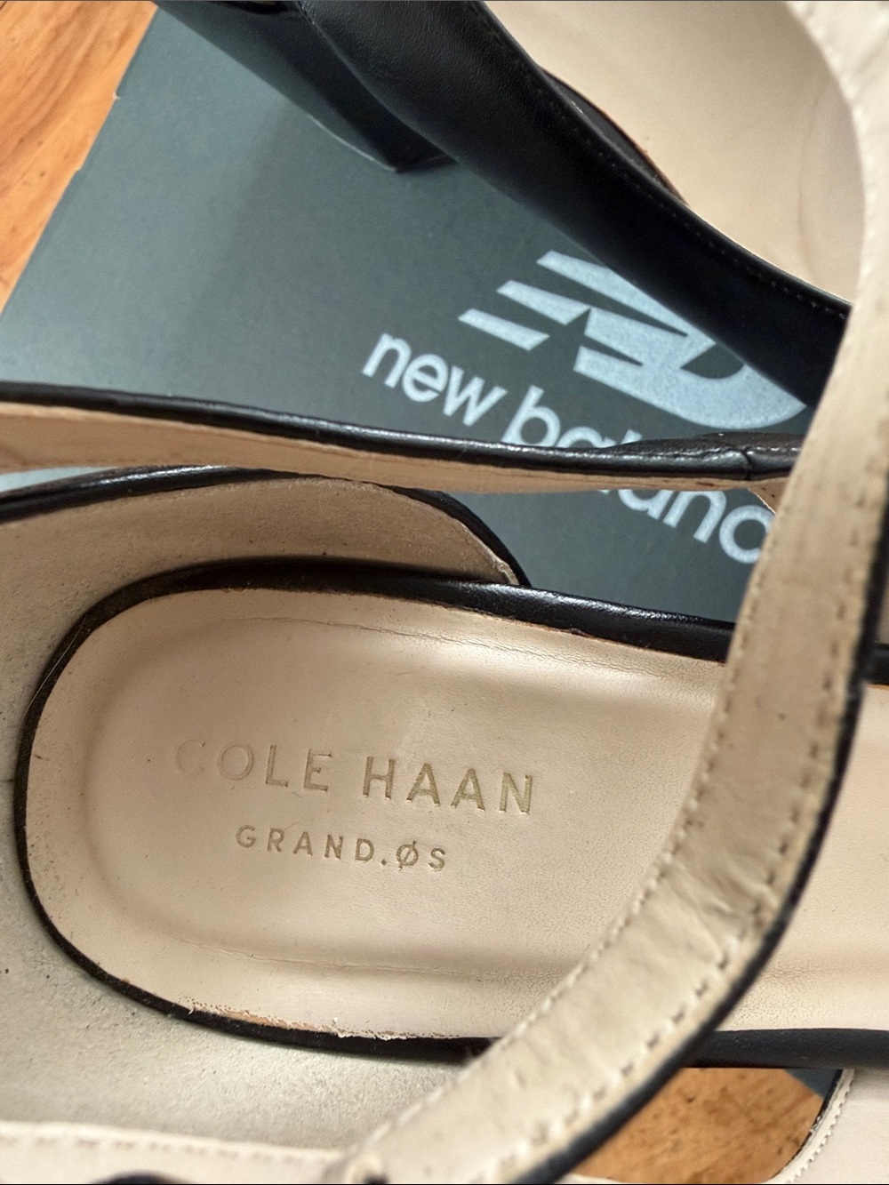 Cole Hahn Wedge with ankle strap size 10 - Picture 4 of 17